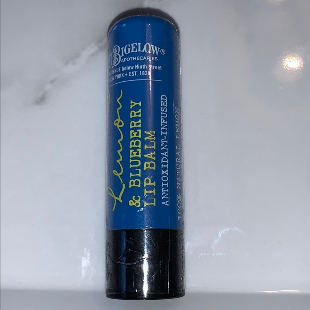 New Sealed C.O. Bigelow Blueberry Lemon Lip balm 🍋
